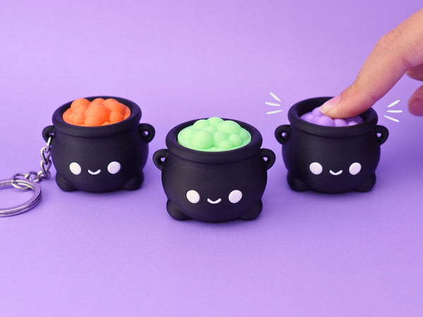 Mini Cauldron Clickers & Witchy Cats, Set of 5