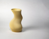 Vase 004