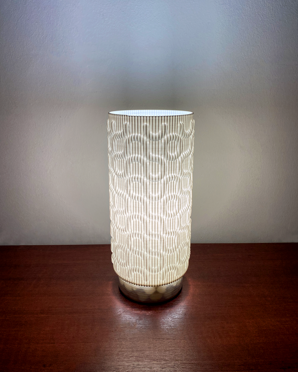 Seamless Adaptive Lamp
