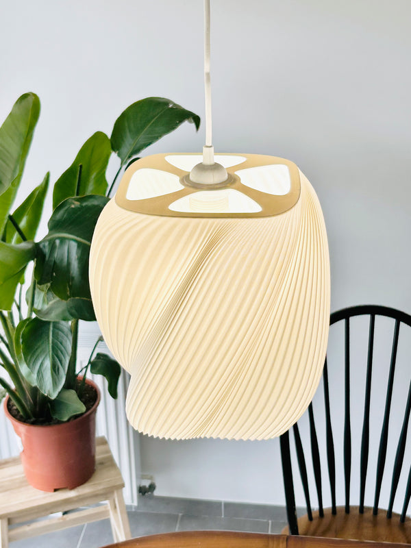 Aryz Divide Pendant Light